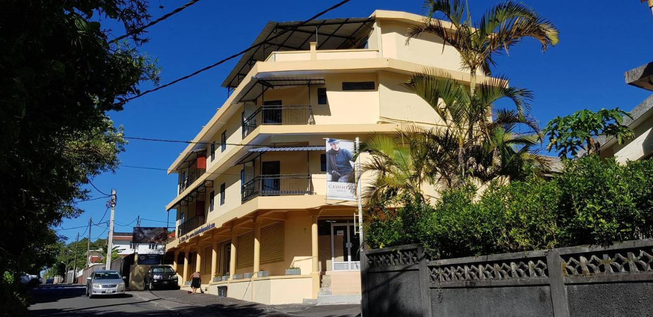 Bobato Building Apartment Curepipe Bagian luar foto