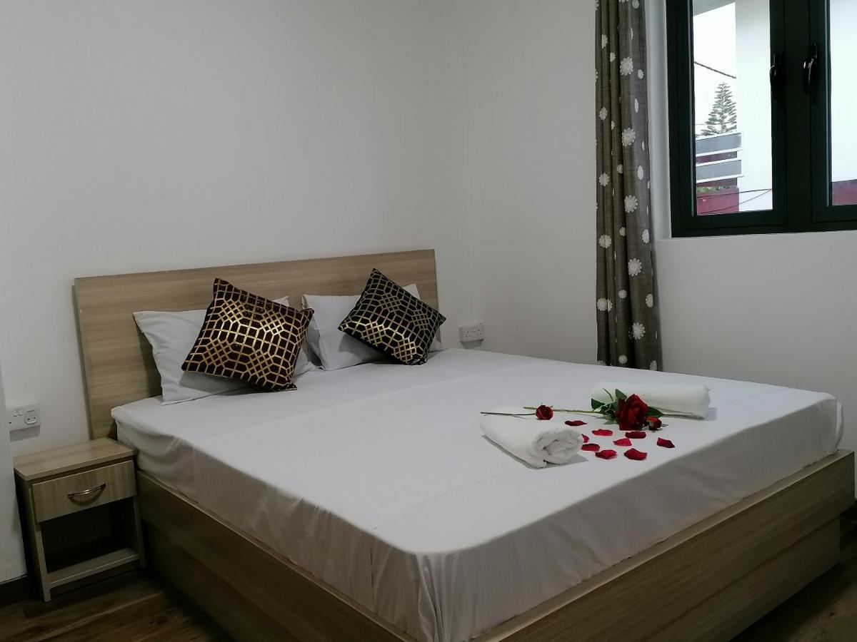 Bobato Building Apartment Curepipe Bagian luar foto