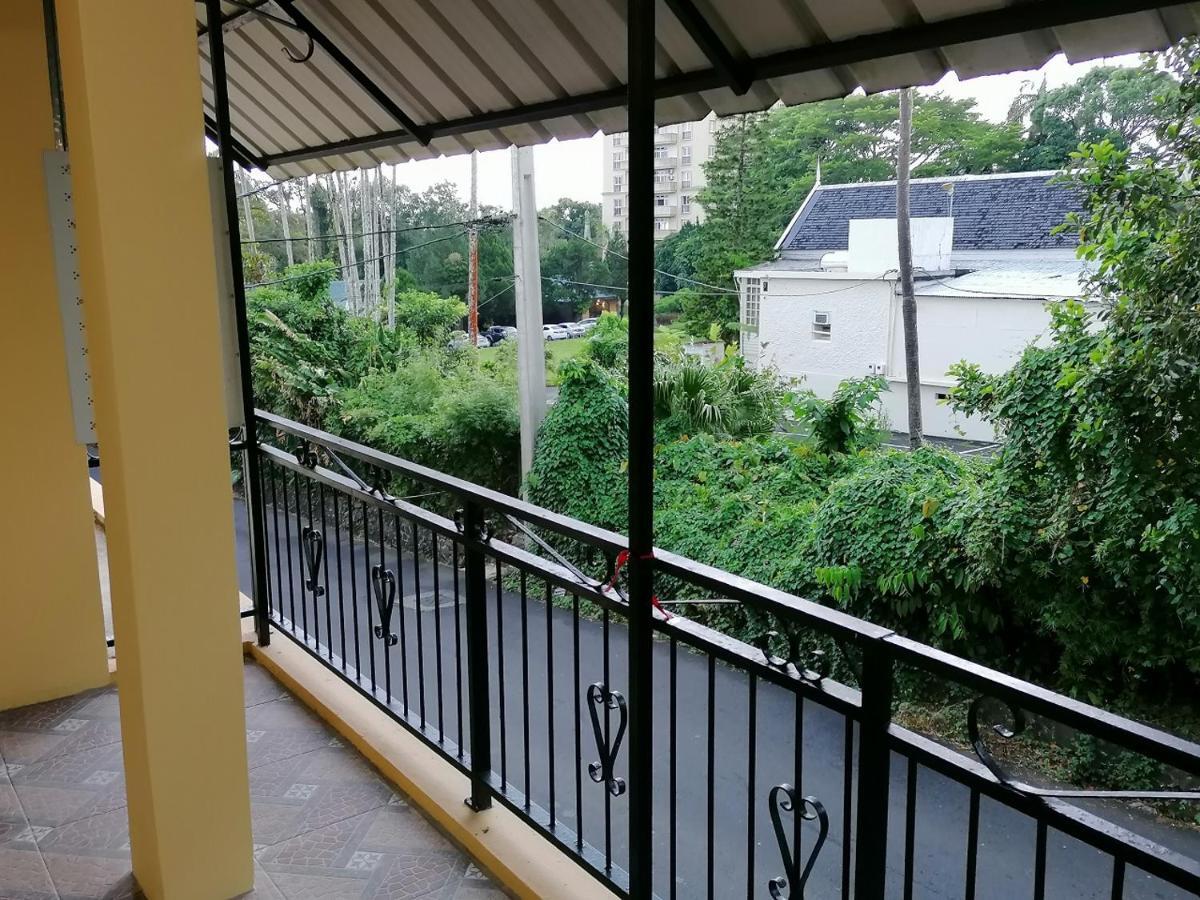 Bobato Building Apartment Curepipe Bagian luar foto
